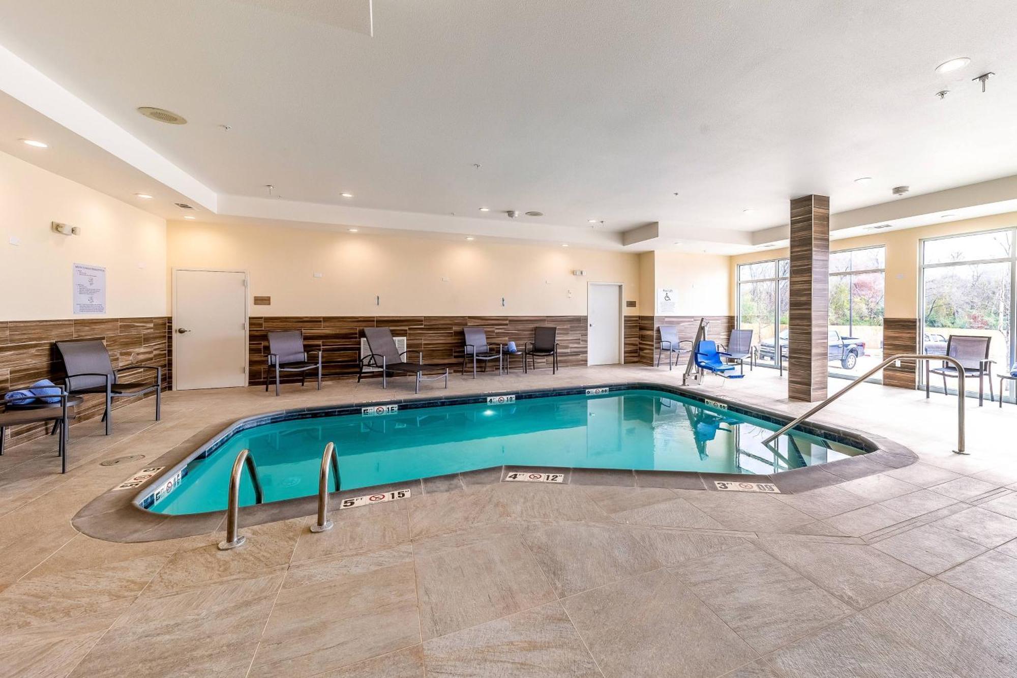 Fairfield Inn & Suites By Marriott Gainesville I-35 Kültér fotó